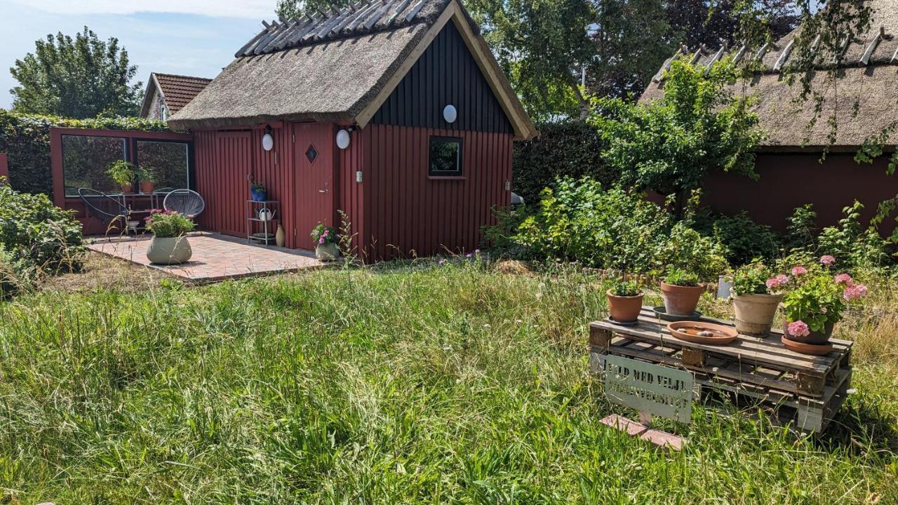 Under Valnodden Bed & Breakfast Stubbekøbing Exterior foto