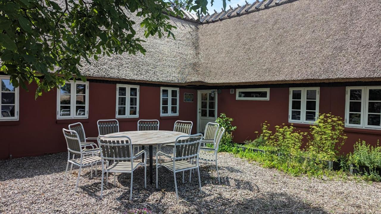 Under Valnodden Bed & Breakfast Stubbekøbing Exterior foto